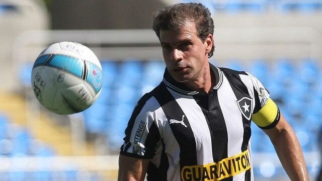 Tulio Maravilha là một cầu thủ tài năng người Brazil
